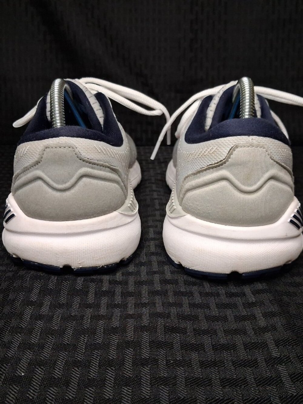 Brooks Women's Addiction GTS Running Walking Shoes in size 9.5 - Picture 4 of 12